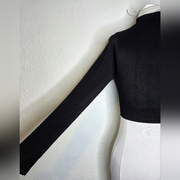 Free People For Revolve Super Crop Seamless Turtleneck Size M/L Long Sleeve - Picture 6 of 13